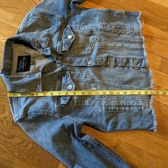 Lucky Brand Medium The Tomboy Trucker‎ Distressed Cropped Denim Jean Jacket - Picture 10 of 10